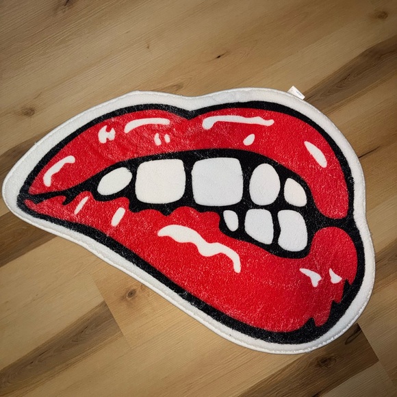 Red Lips Bite Rug